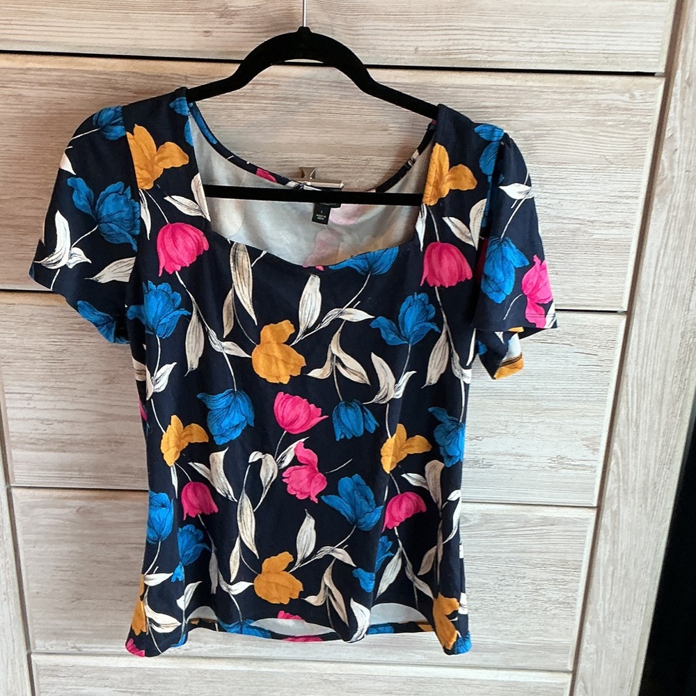 NWT Ann Taylor Women's Top - Multicolor